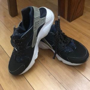 Nike huaraches